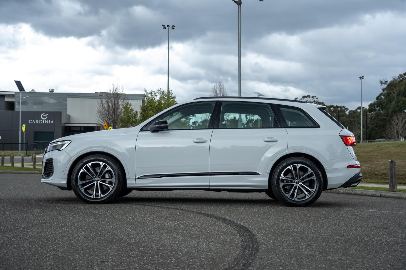 Image about Audi Q7 45 TDI quattro tiptronic