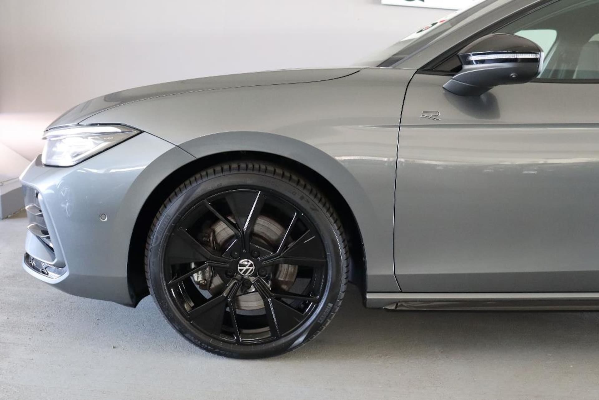 Volkswagen Passat R-Line