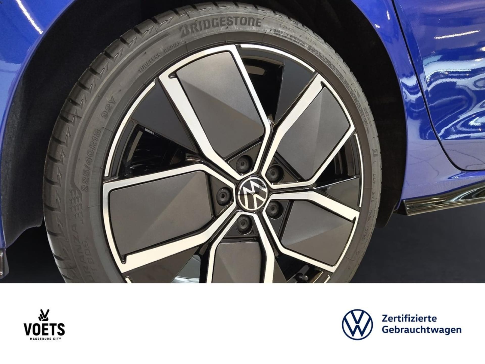 Volkswagen Golf R-Line