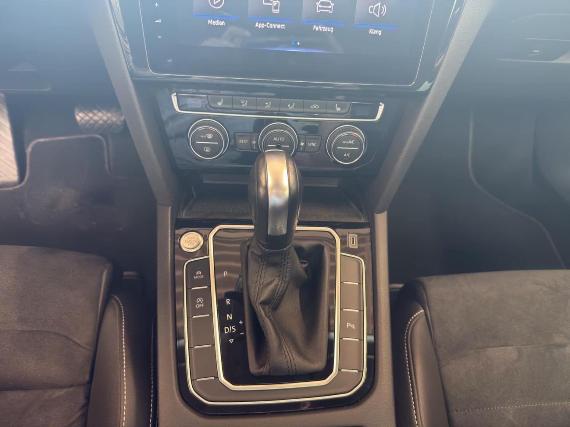 Volkswagen Passat Variant Elegance