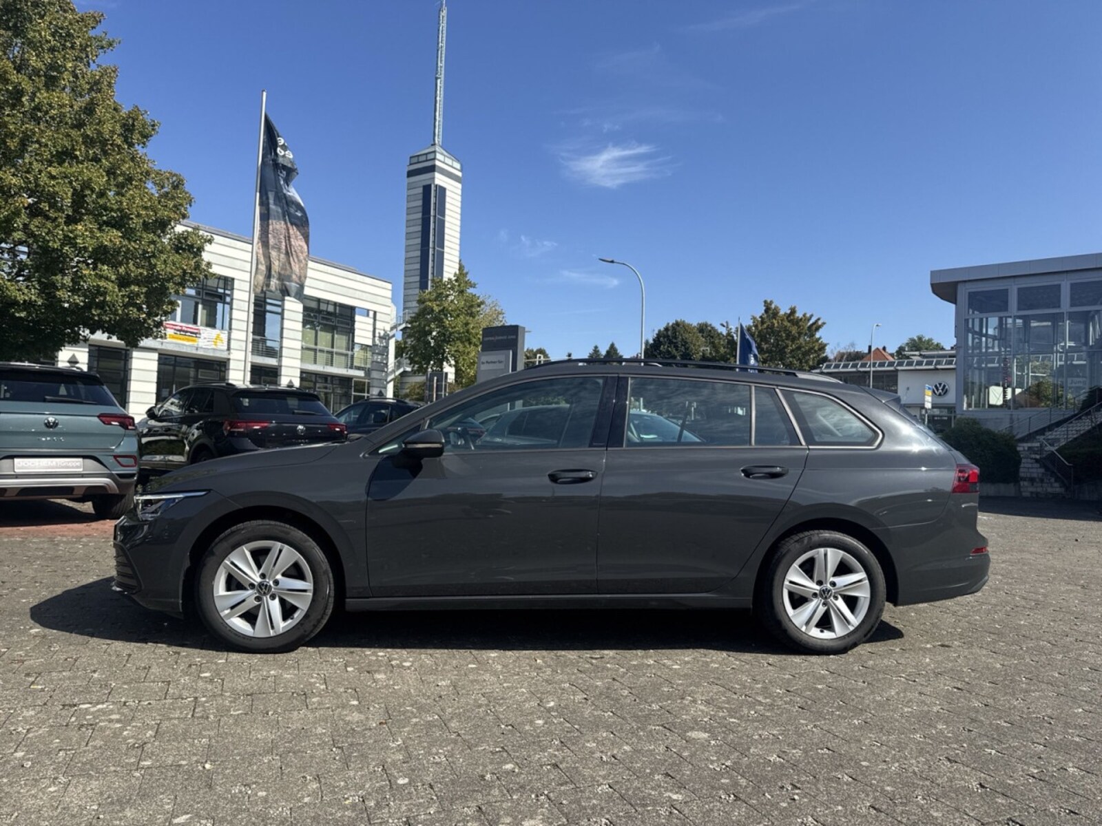 Volkswagen Golf Variant – Bild 2