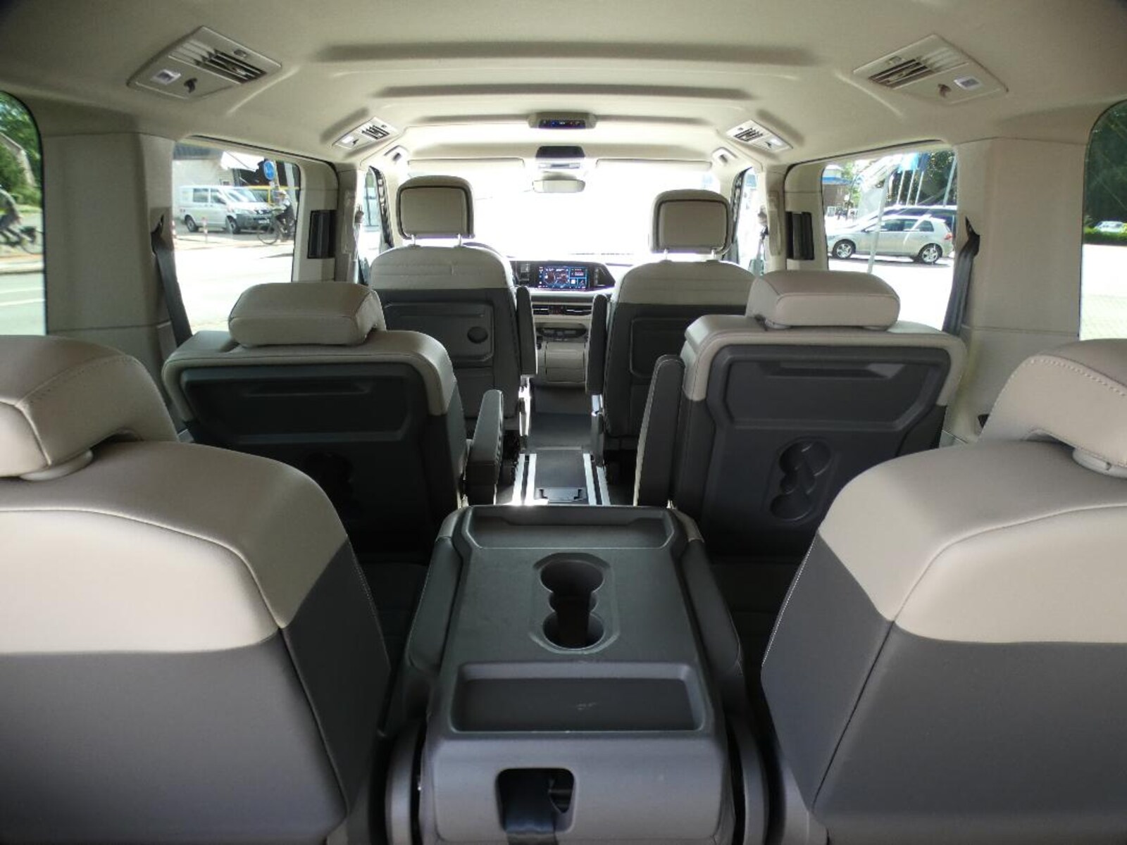 Volkswagen Multivan Langversion – Bild 8