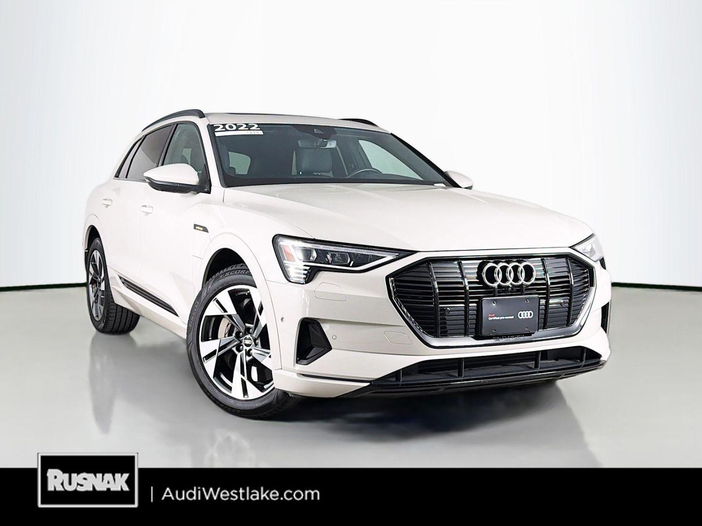 2022 Audi e-tron 95 kWh Premium quattro's photo