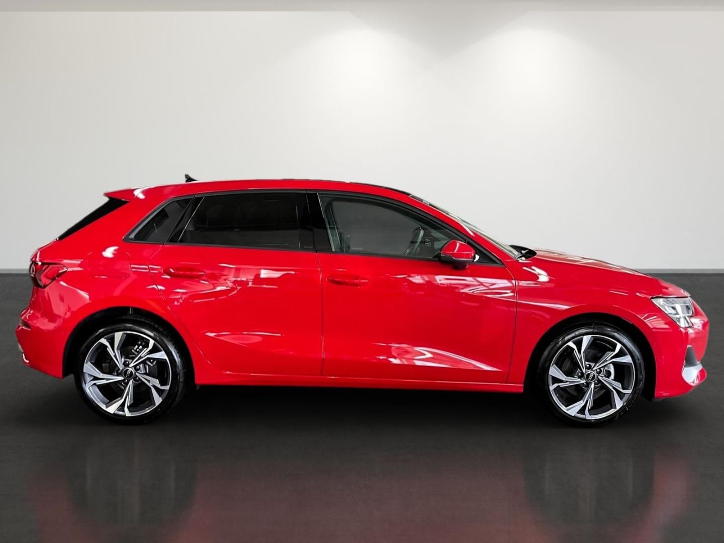 Bild über Audi A3 Sportback advanced 30 TFSI S tronic - für weitere Informationen kontaktieren Sie den Audi Partner