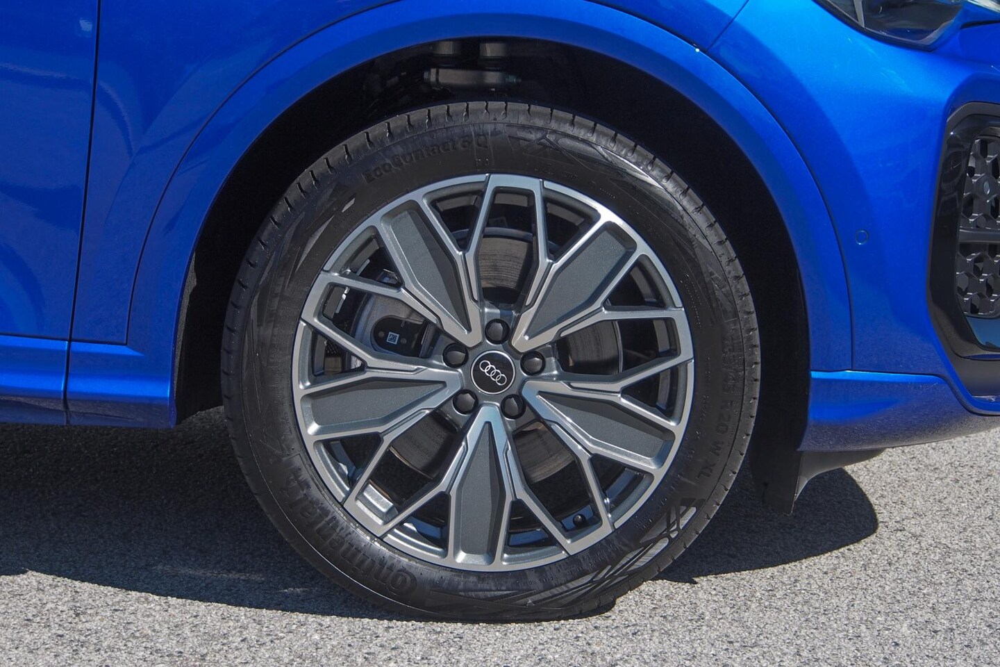 Image about Audi Q5 SUV TDI quattro 150 kW sport