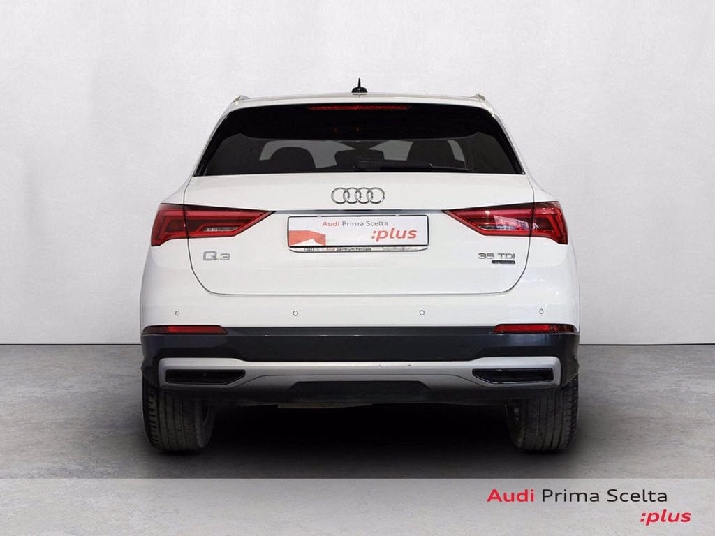 Immagine di Audi Q3 Business Advanced 35 TDI quattro 110 kW (150 PS) 6-marce - Vista: for more details contact your dealer