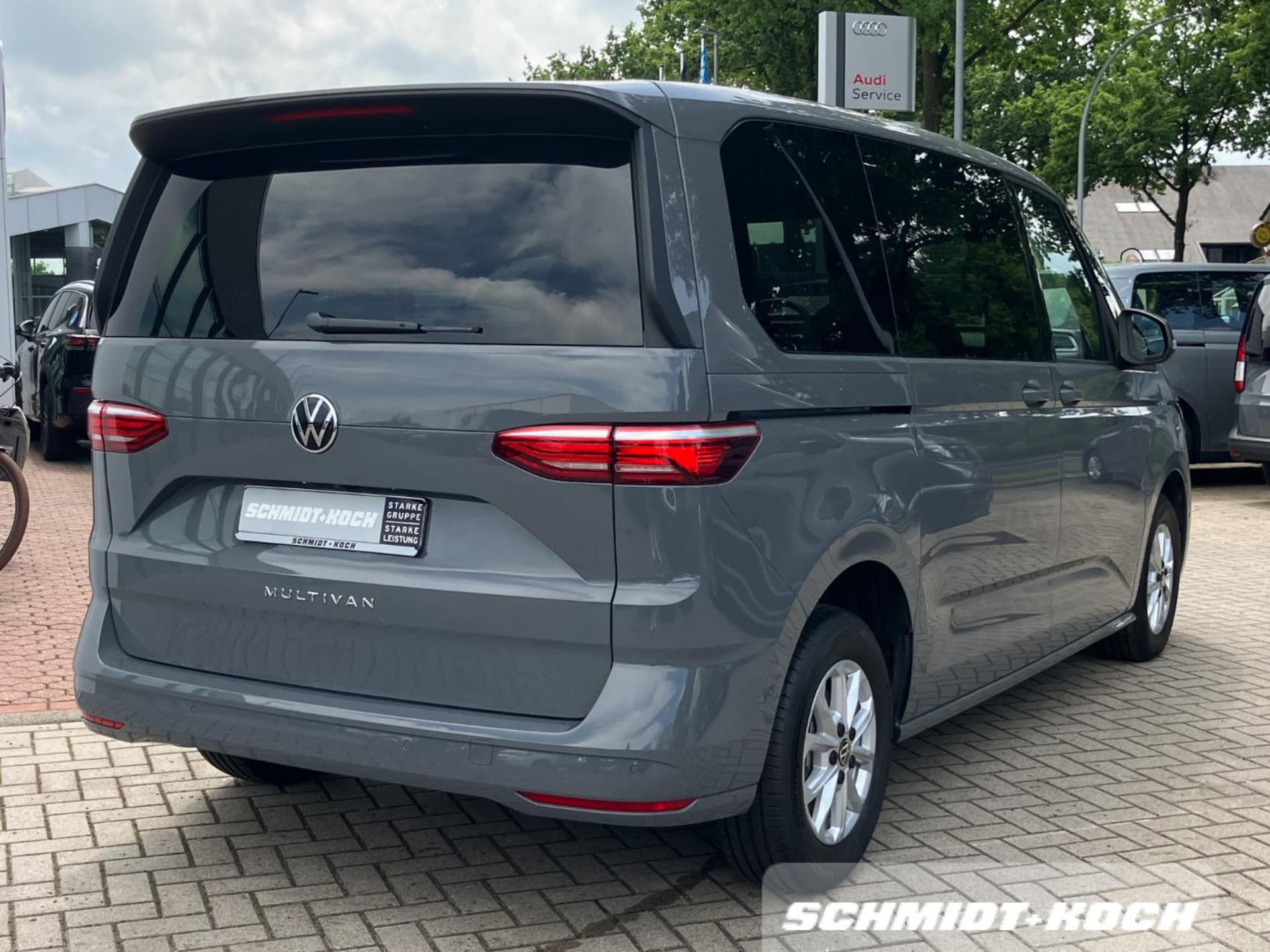 Volkswagen Multivan Basis-Modell
