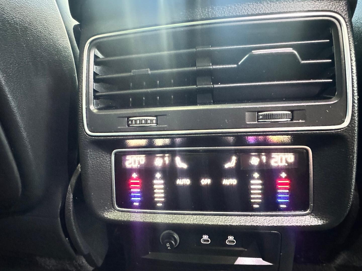 Image about Audi Q7 S line 50 TDI quattro tiptronic
