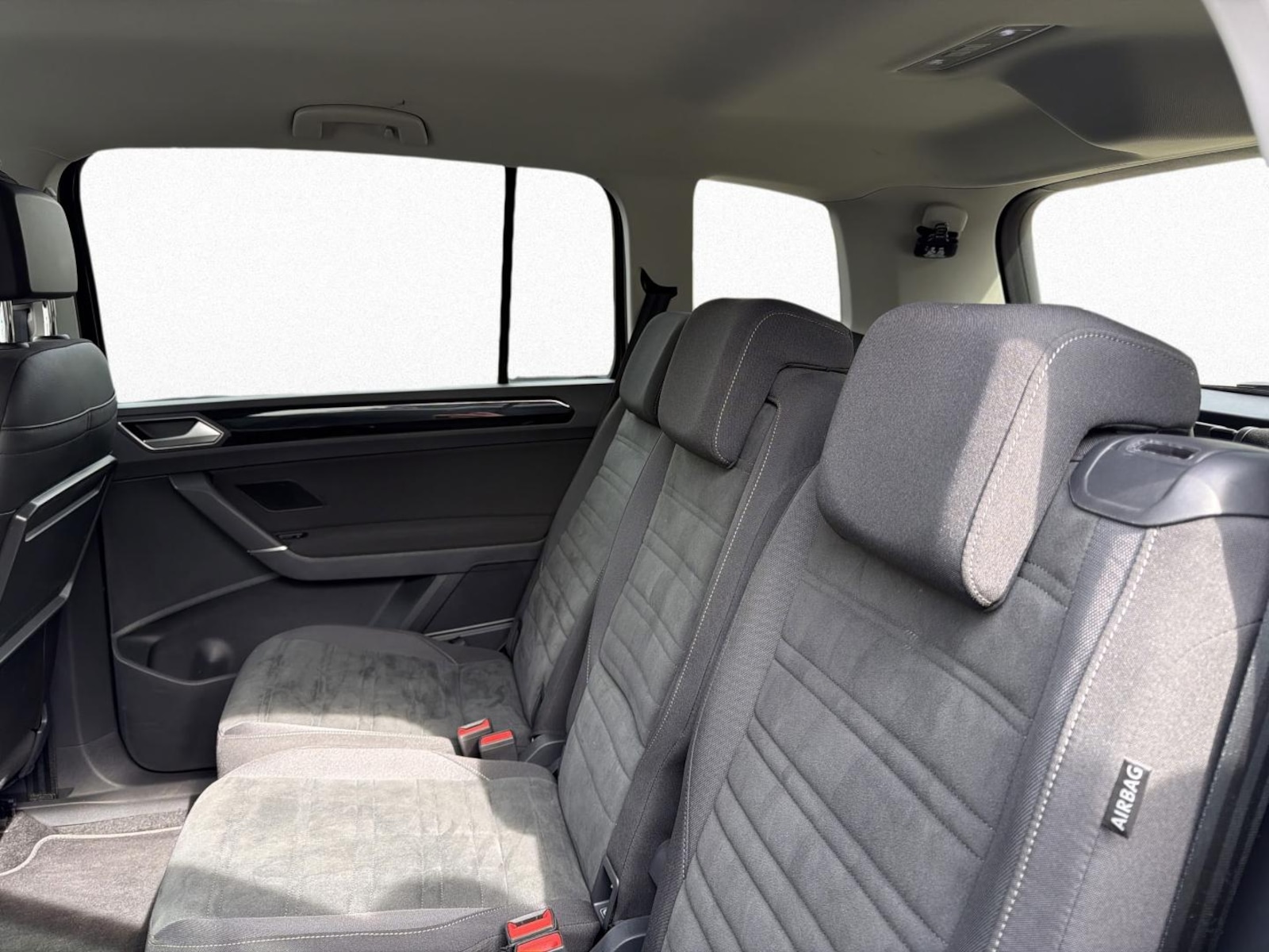 Volkswagen Touran – Bild 10