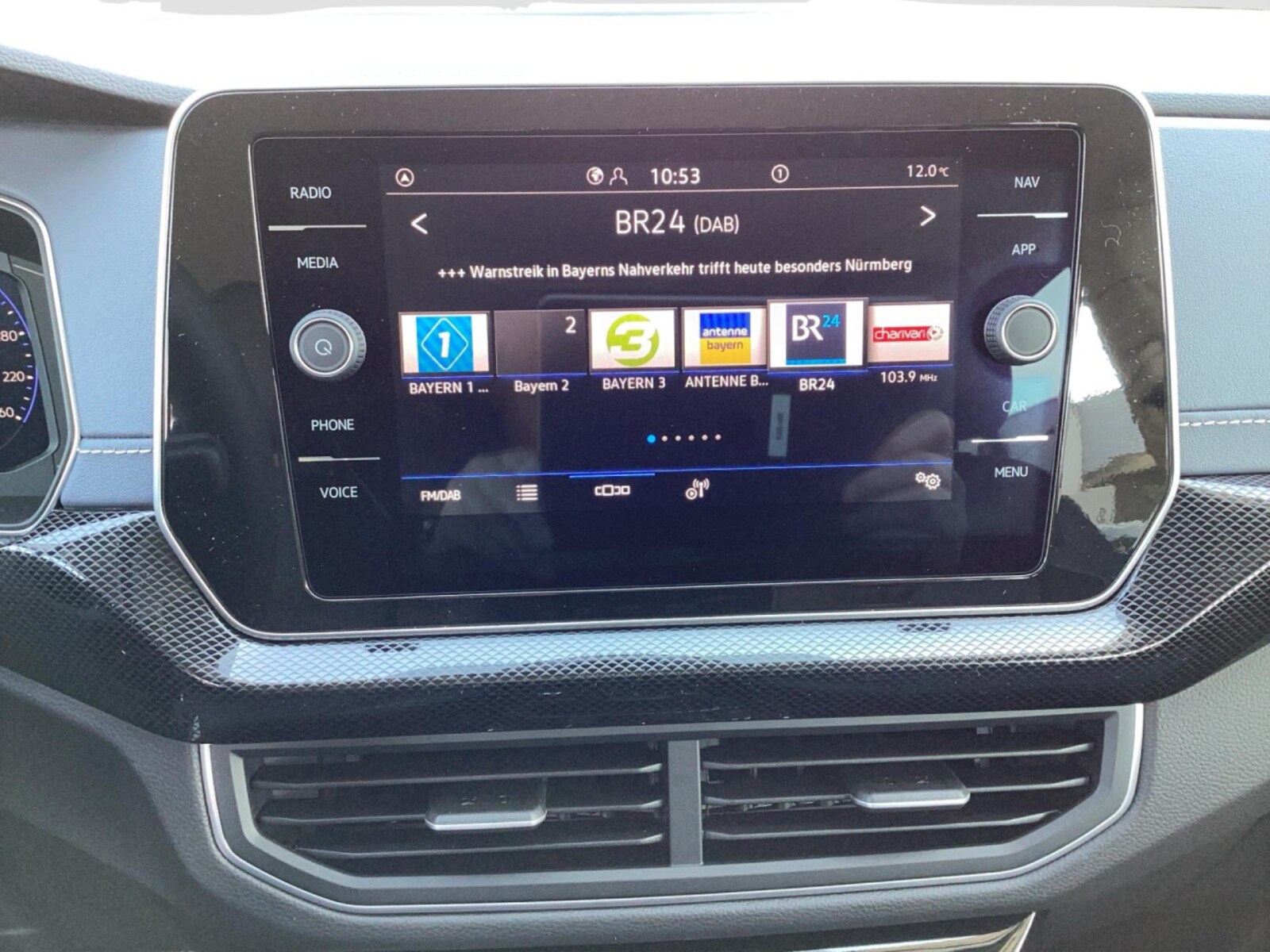 Volkswagen T-Cross – Bild 15