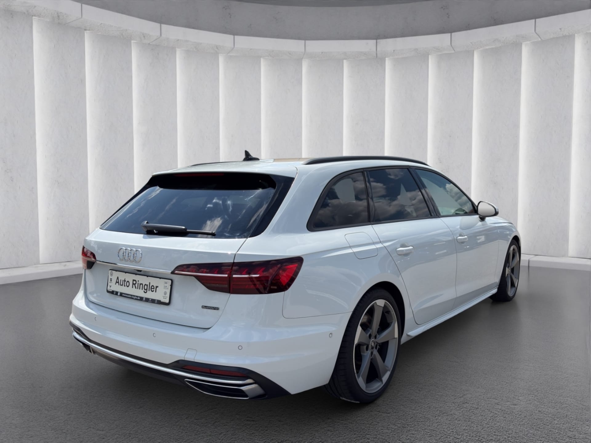 Audi A4 Avant Advanced