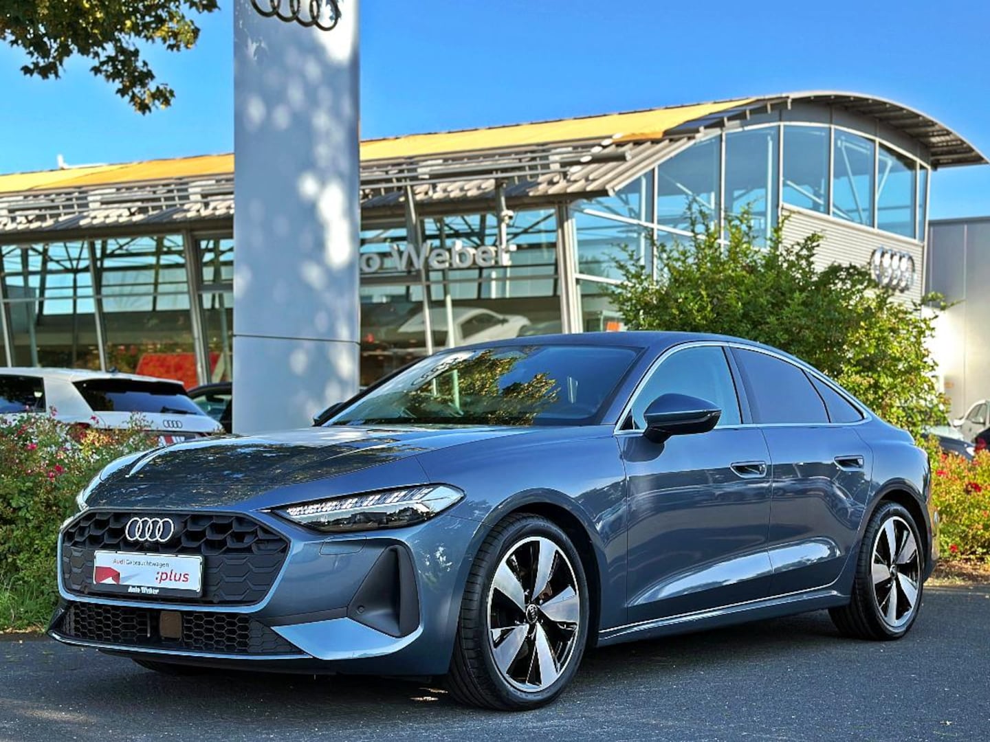 Bild über Audi A5 Limousine TFSI S tronic - für weitere Informationen kontaktieren Sie den Audi Partner