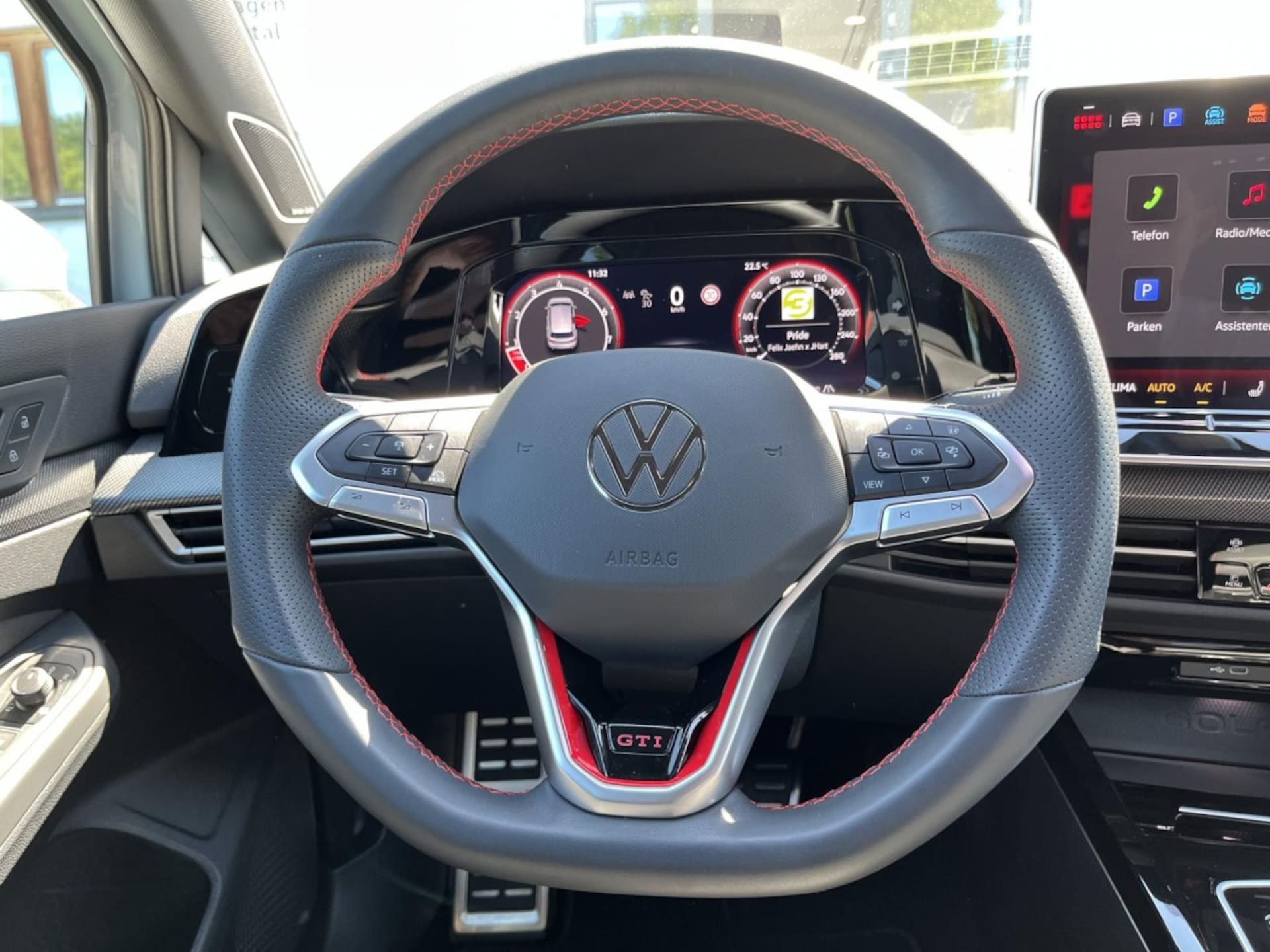 Volkswagen Golf GTI