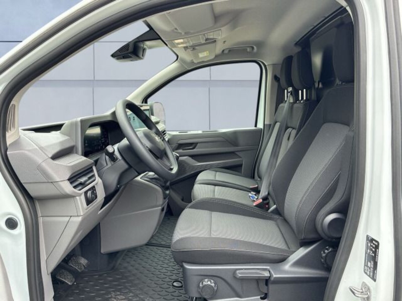 Volkswagen Transporter Kasten kurzer Radstand – Bild 8