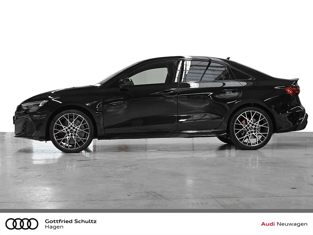 Image about Audi RS 3 Limousine TFSI quattro S tronic