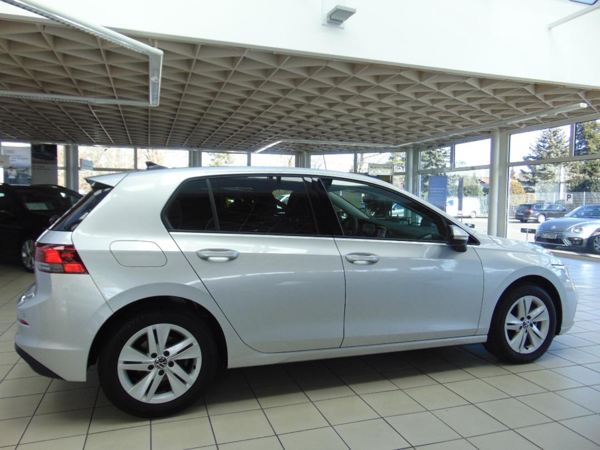 Volkswagen Golf Life