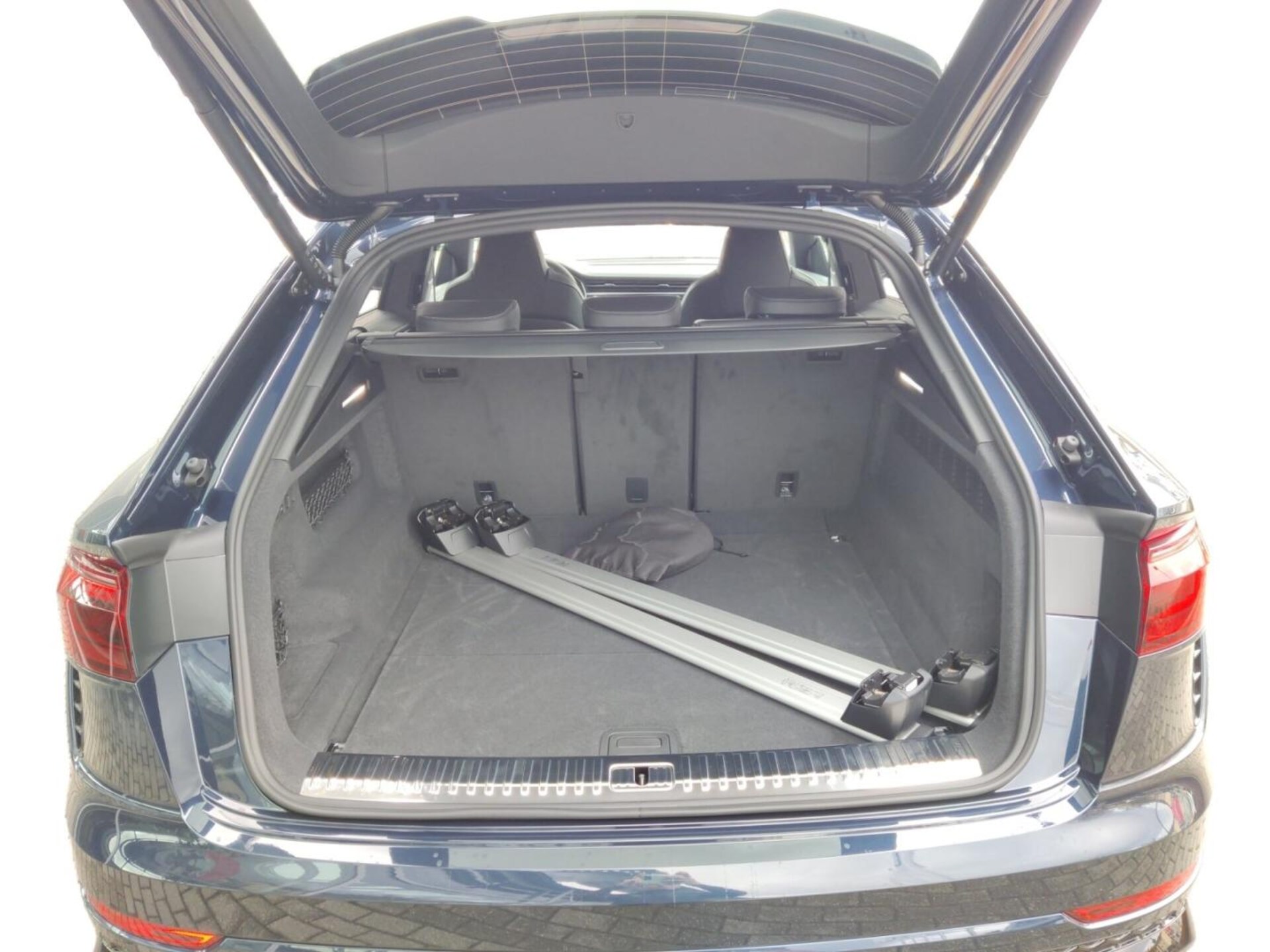 Audi RS Q8 SUV performance