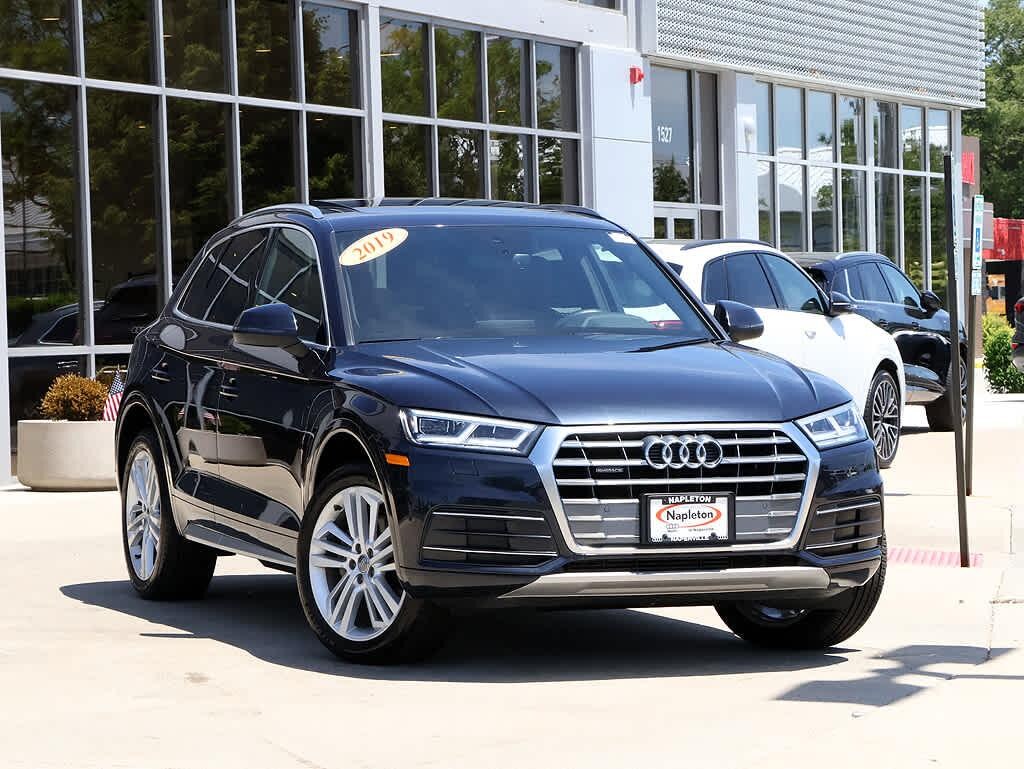 2019 Audi Q5 2.0T quattro S tronic Premium Plus's photo