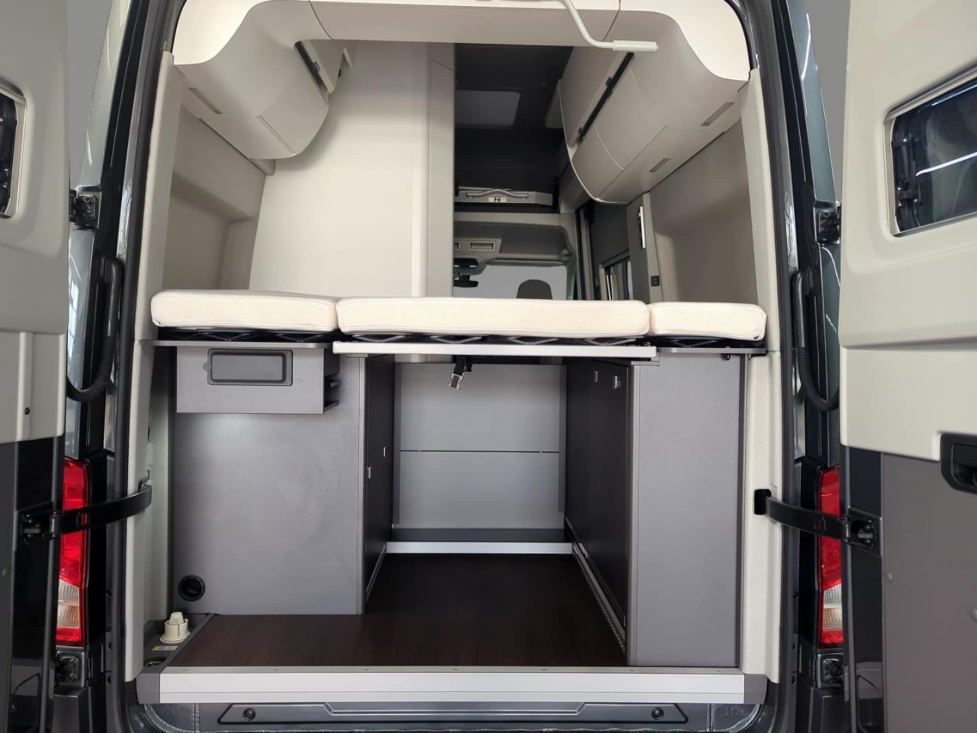 Volkswagen Grand California 600