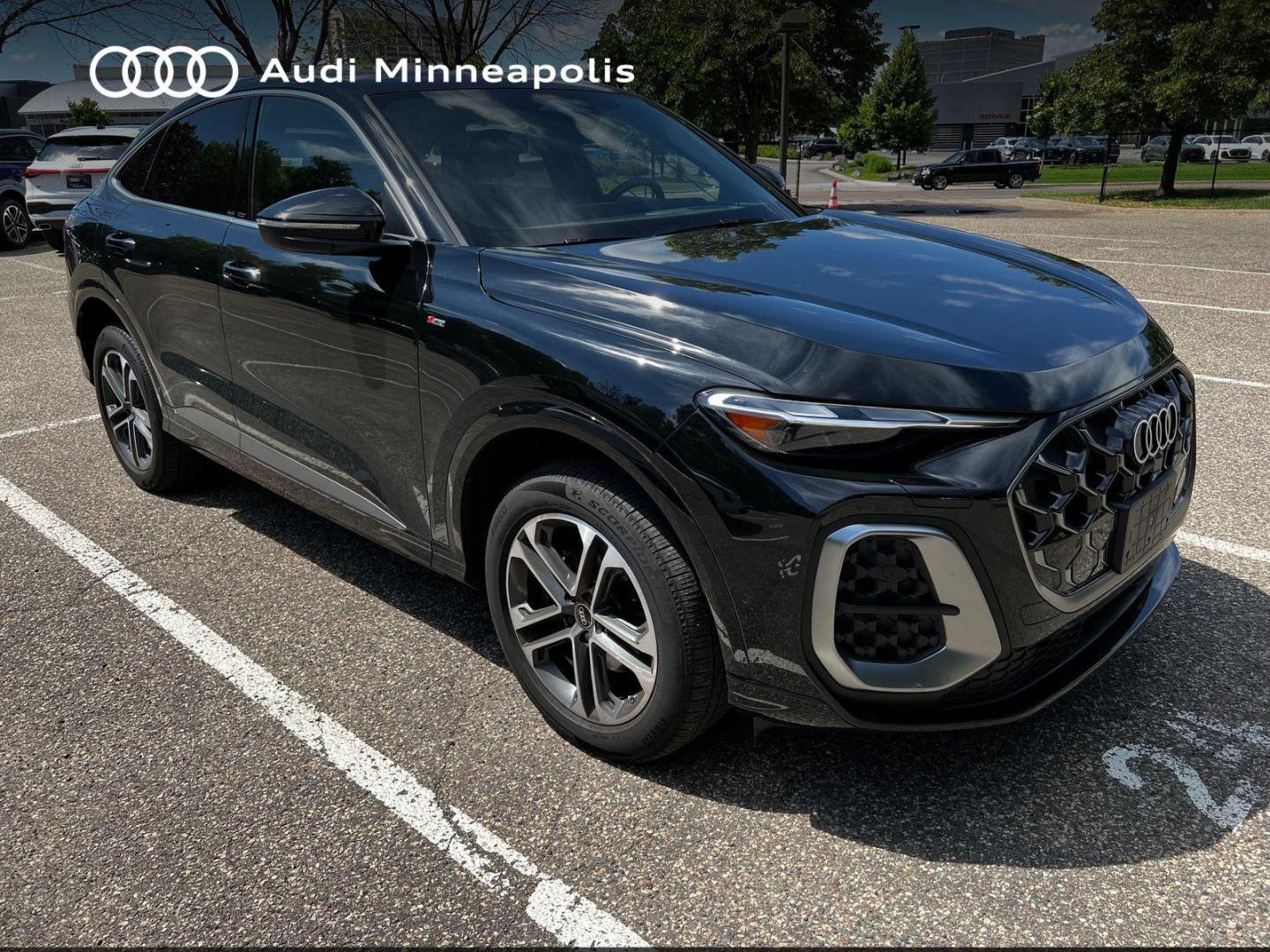 2025 Audi Q5 Sportback Premium quattro's photo