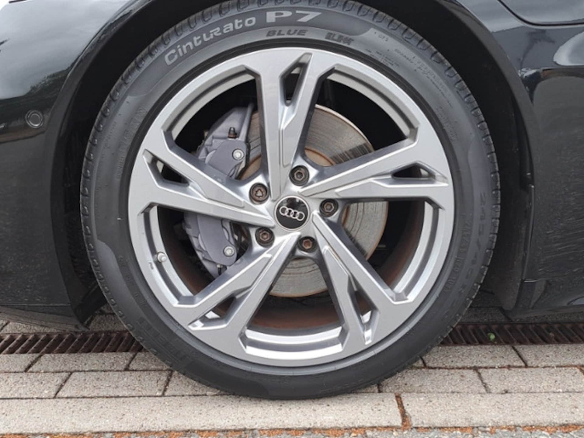 Audi e-tron GT quattro