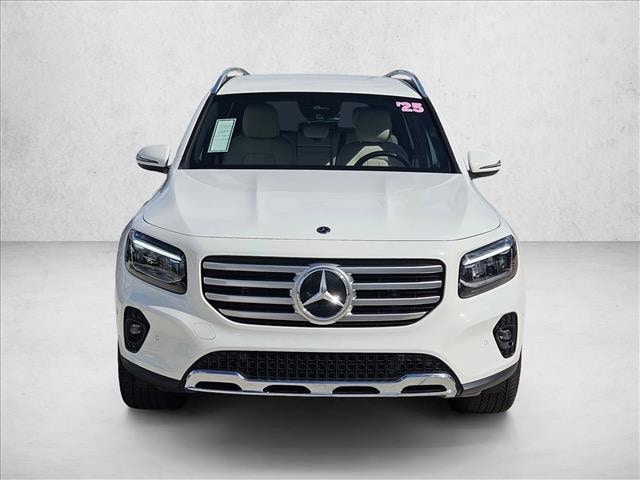 2025 Mercedes-Benz GLB 250