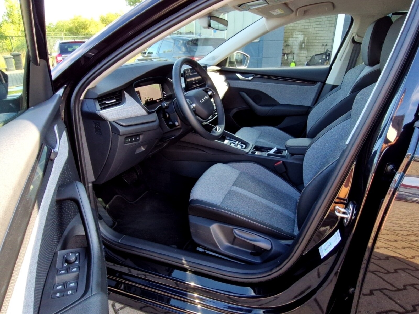Škoda Octavia Combi – Bild 8