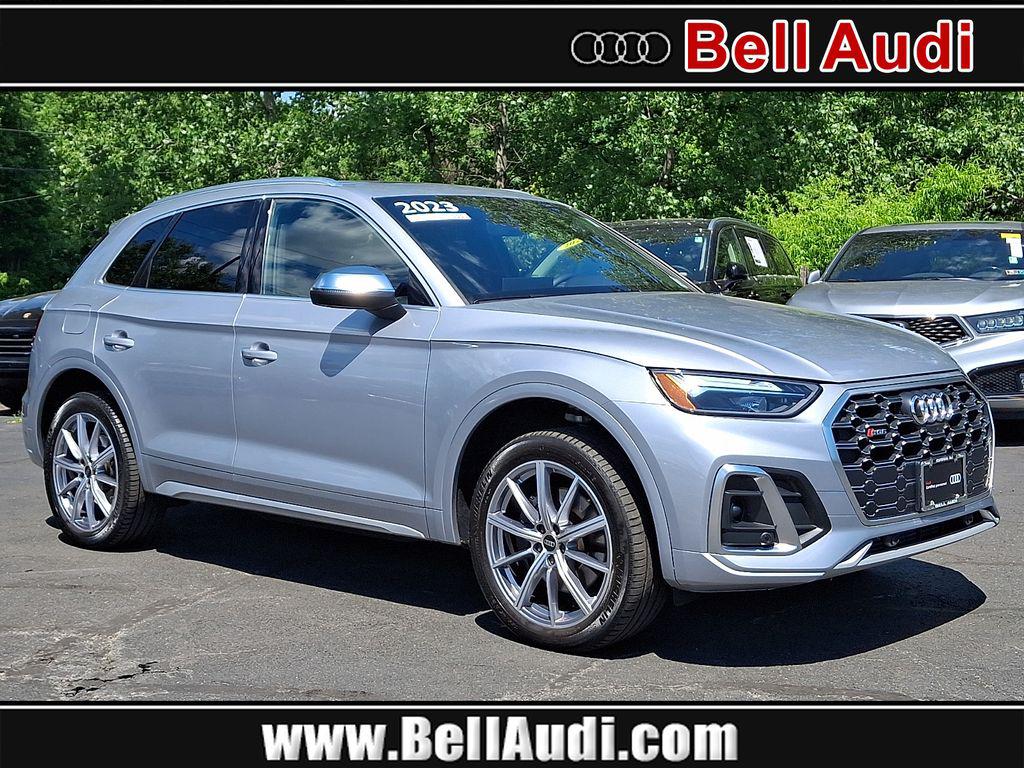 2023 Audi SQ5 Premium Plus's photo