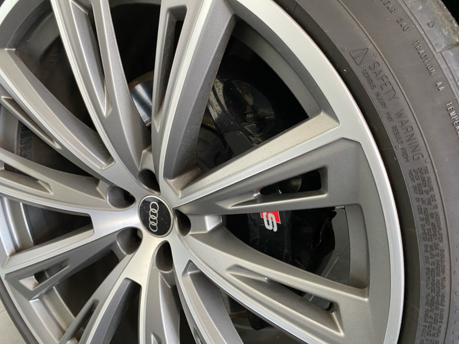 Audi SQ8 SUV