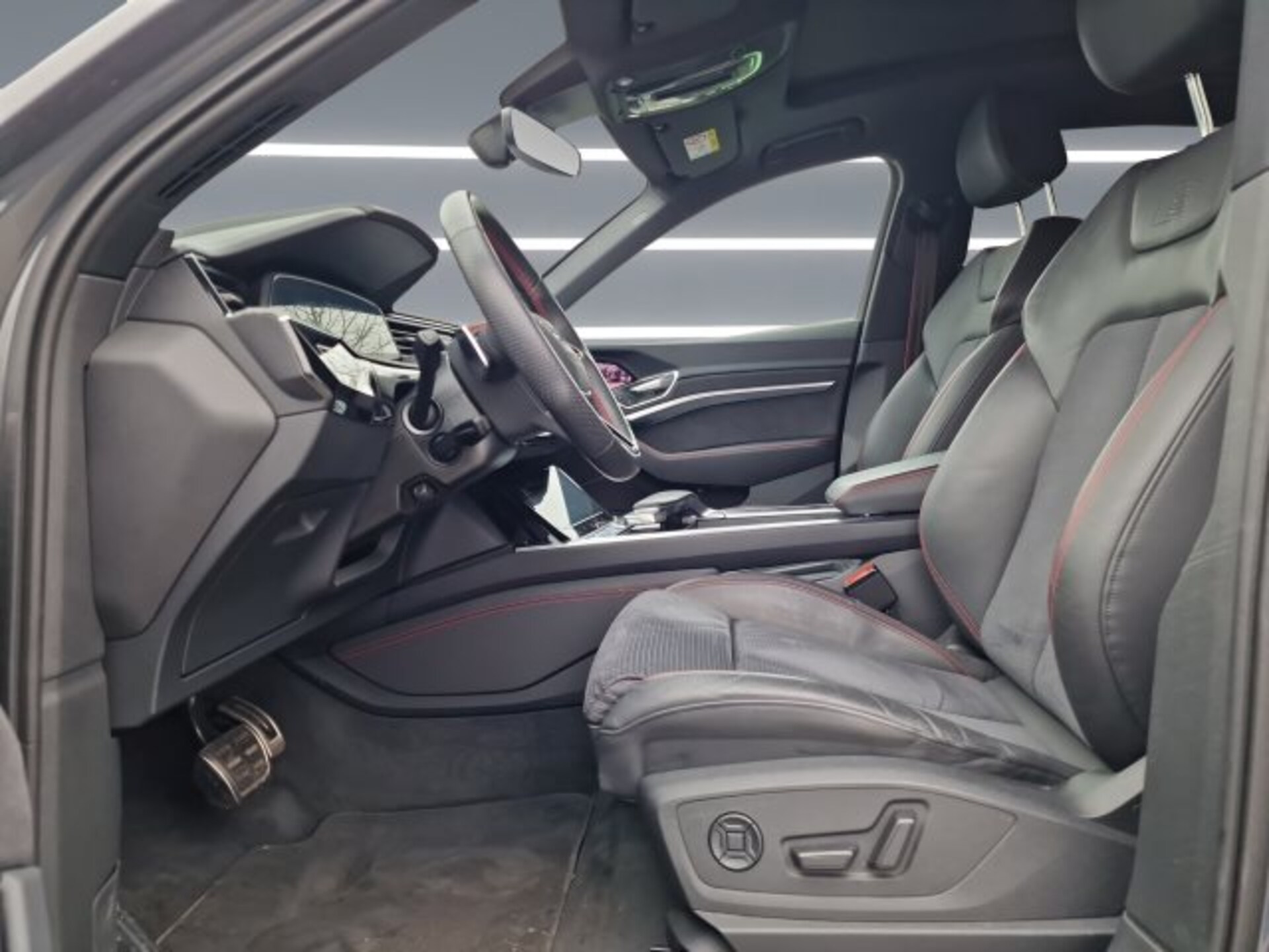 Audi Q8 Sportback e-tron S line