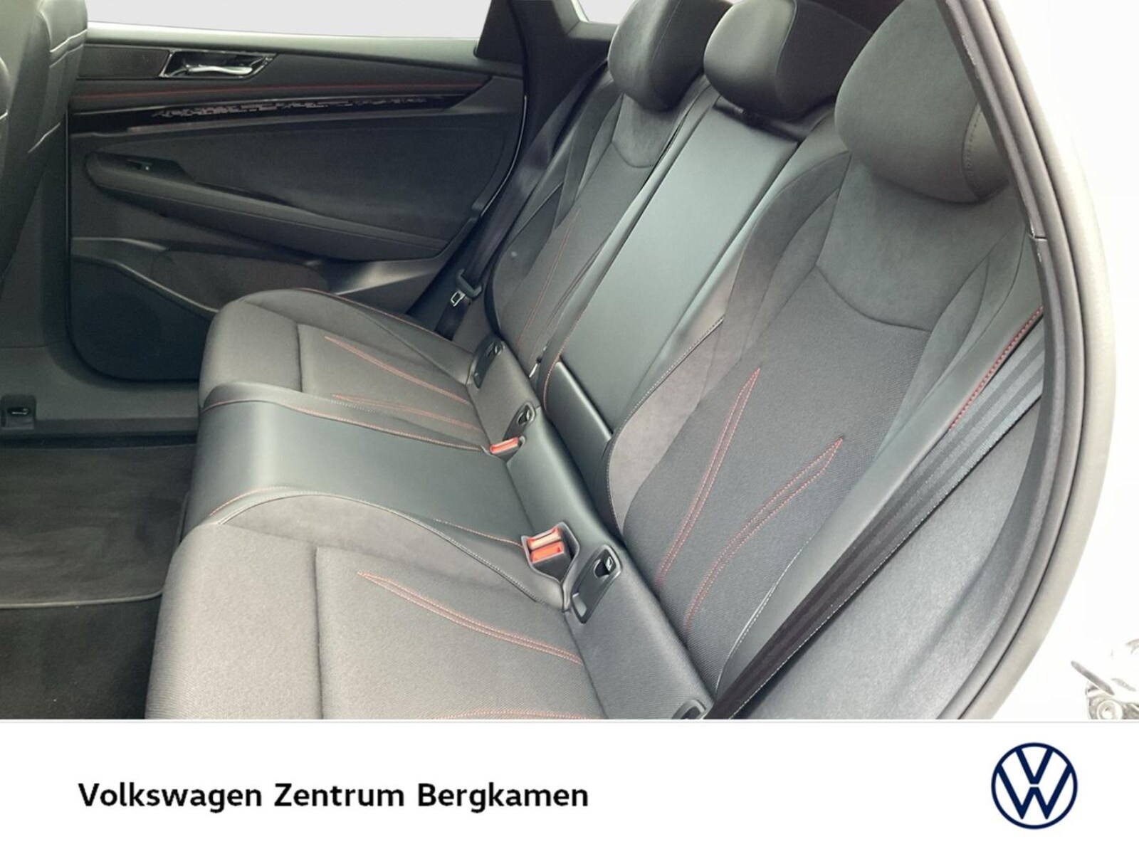 Volkswagen ID.7 Tourer – Bild 13