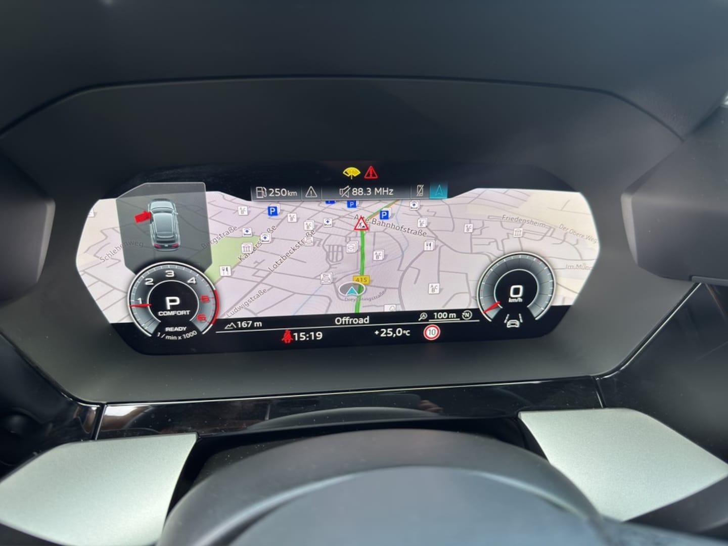 Bild über Audi A3 Sportback advanced 35 TDI S tronic - für weitere Informationen kontaktieren Sie den Audi Partner