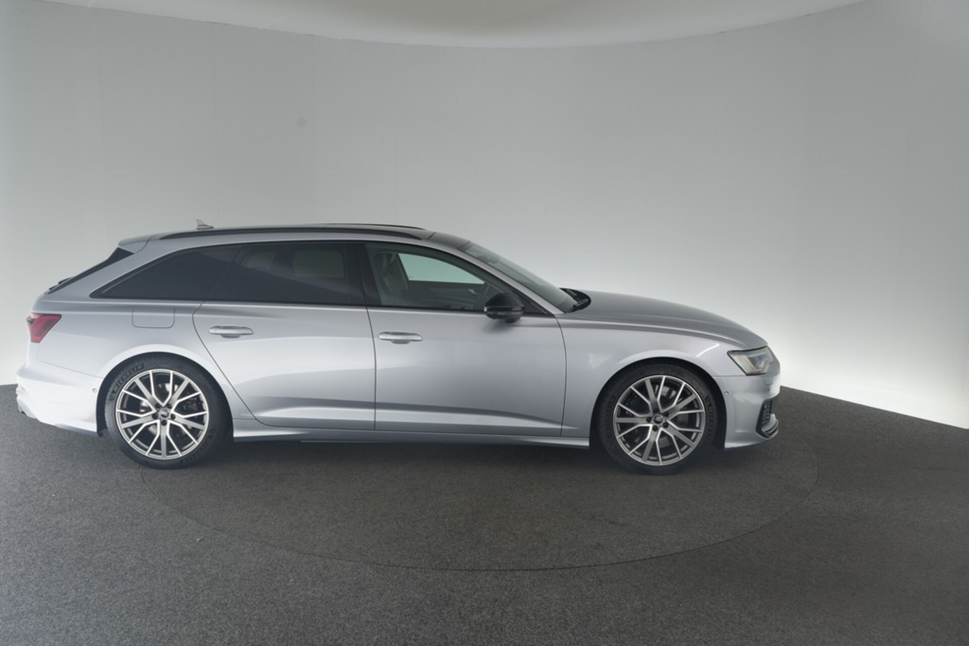 Audi S6 Avant