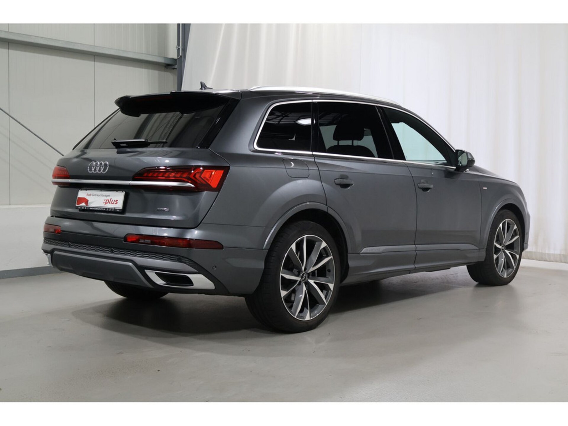 Audi Q7 SUV TFSI e S line