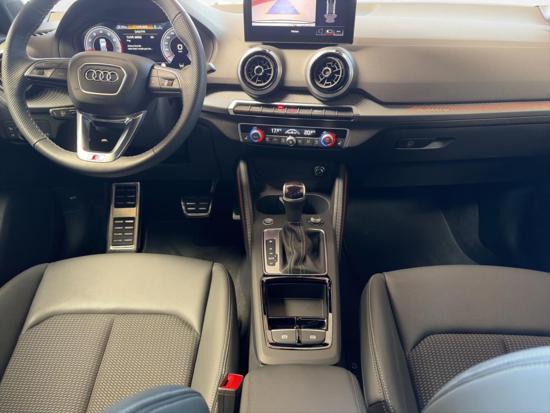 Audi Q2 S line
