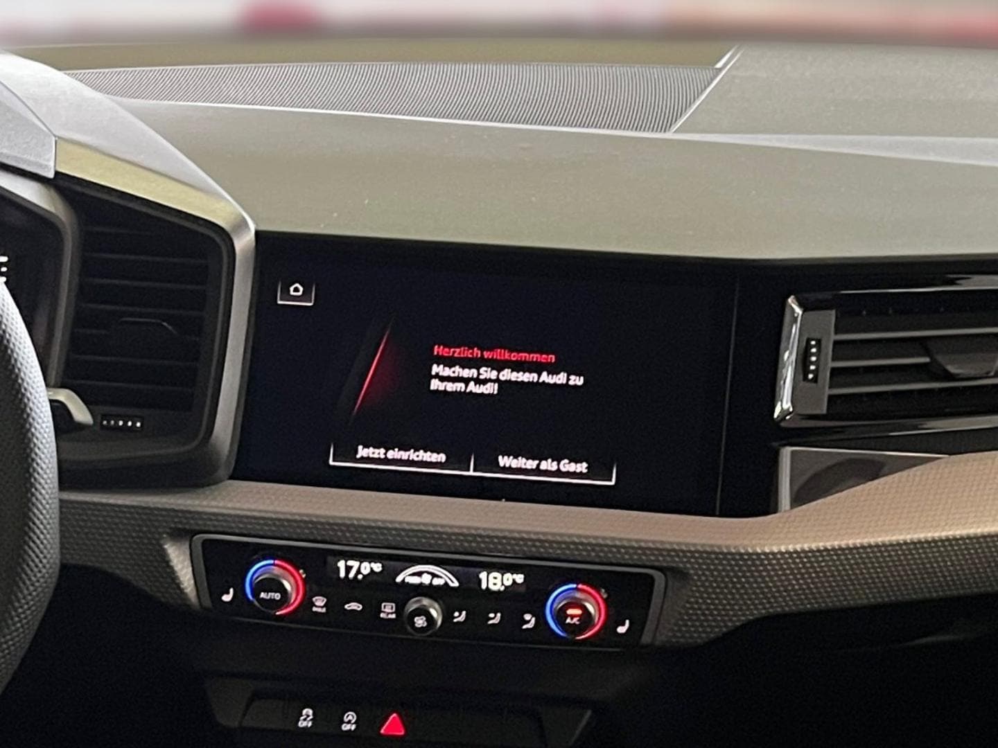 Bild über Audi A1 allstreet 30 TFSI S tronic - für weitere Informationen kontaktieren Sie den Audi Partner
