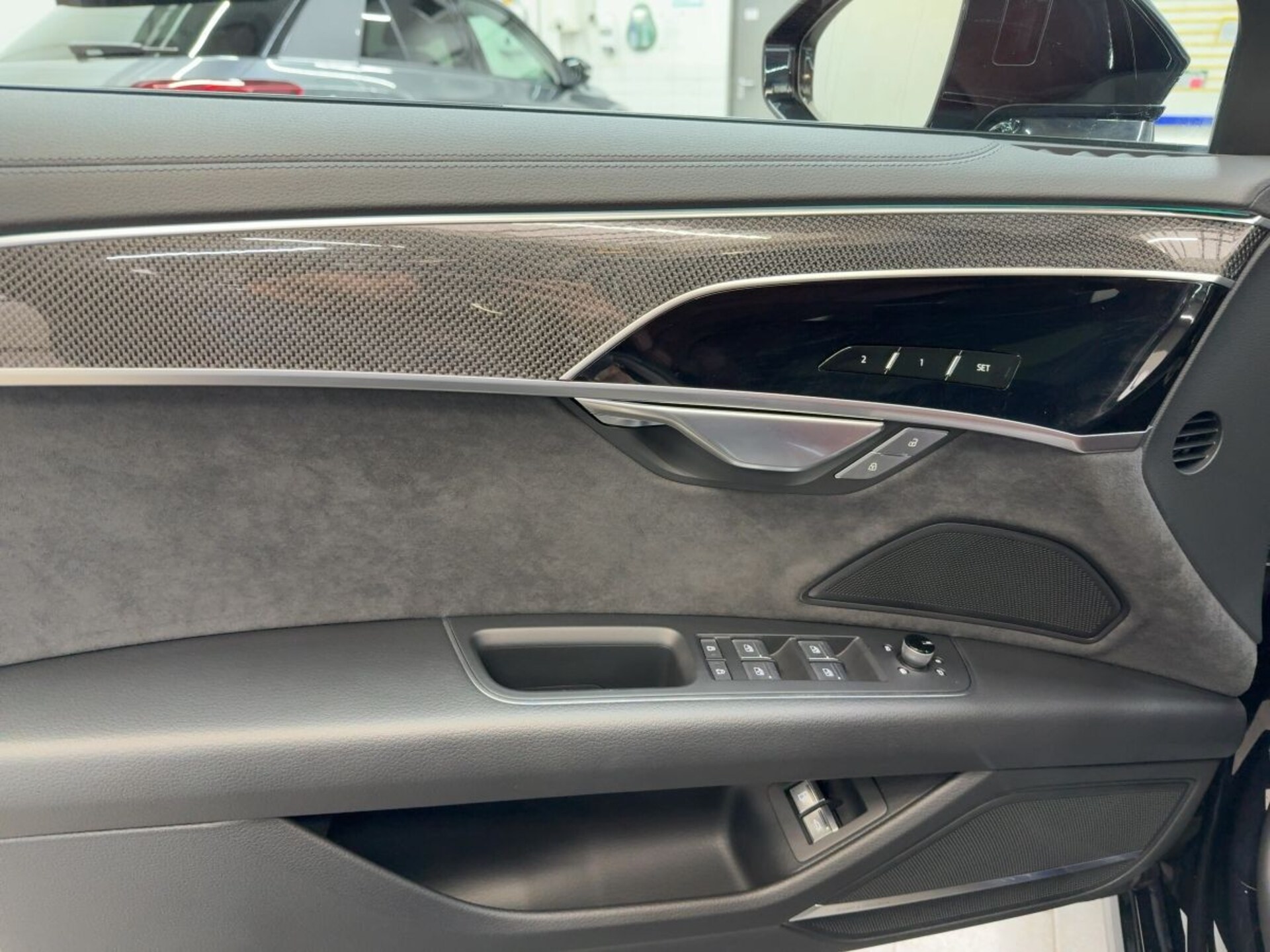 Audi A8 TFSI e