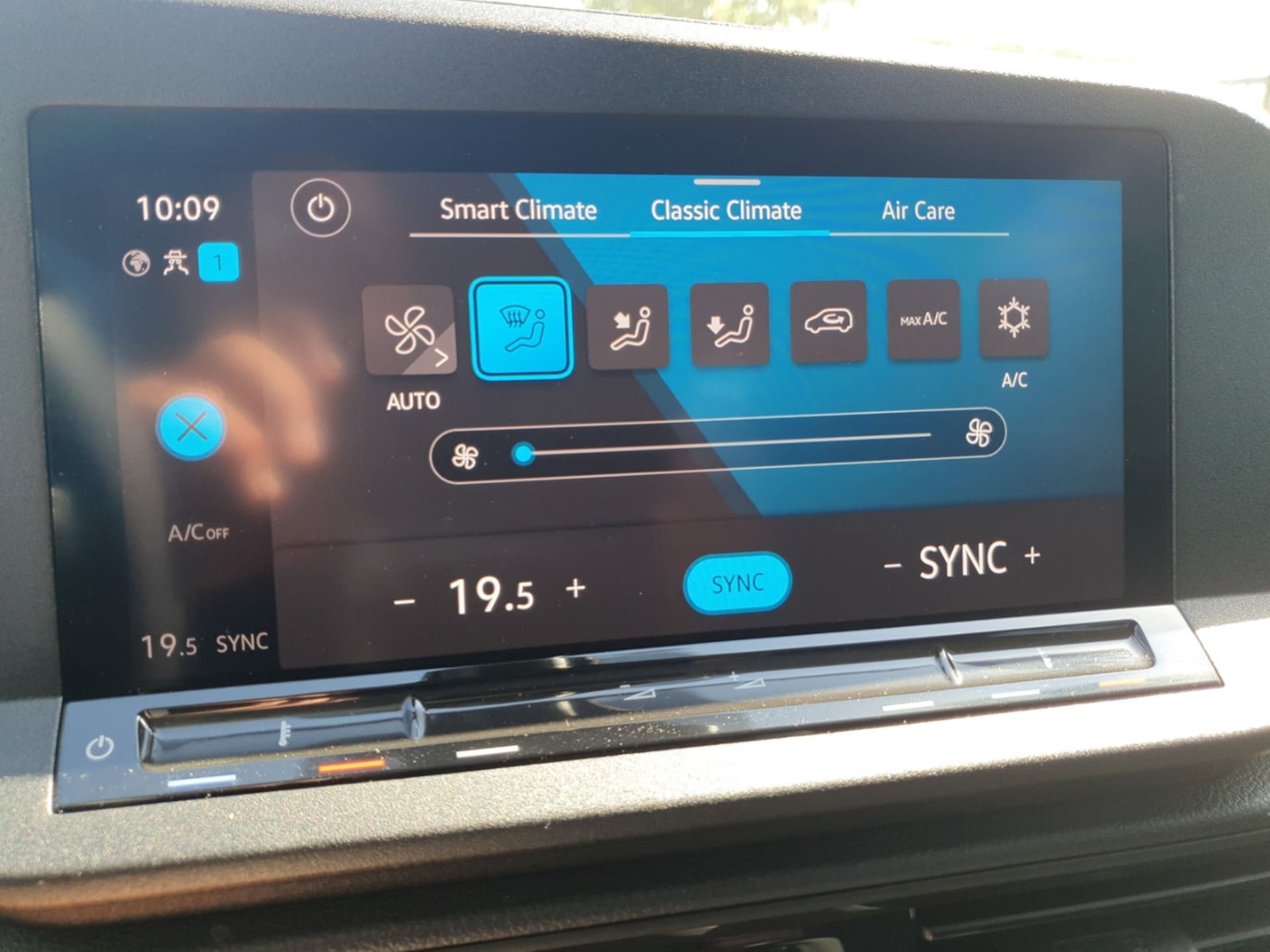 Volkswagen Caddy California