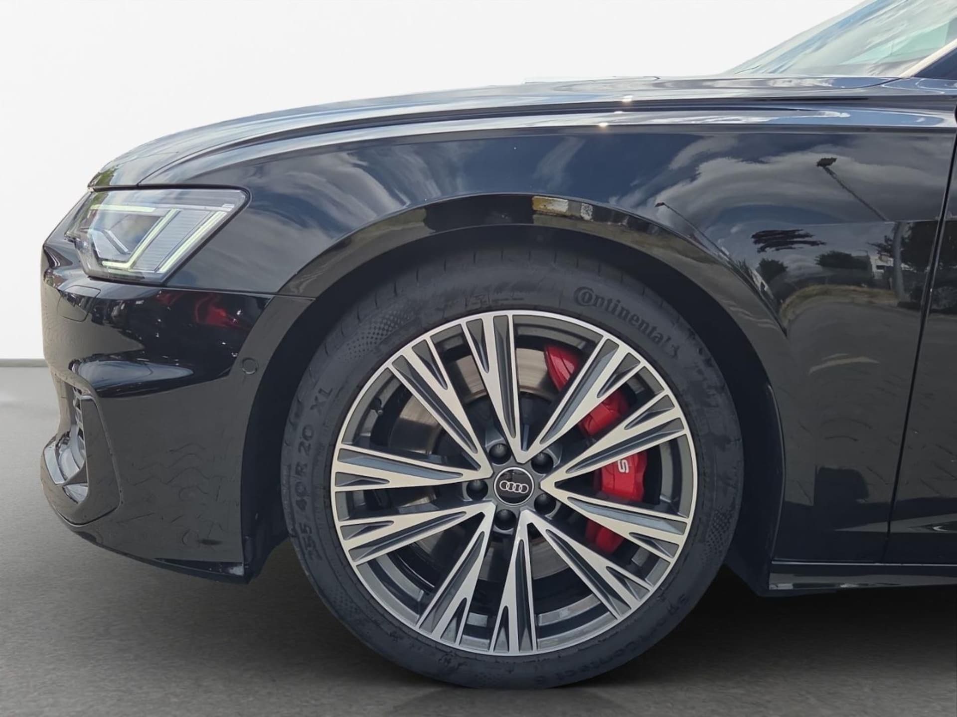 Audi S6 Avant