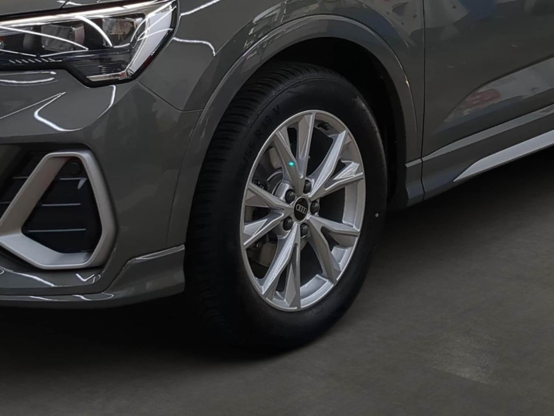Audi Q3 Sportback S line