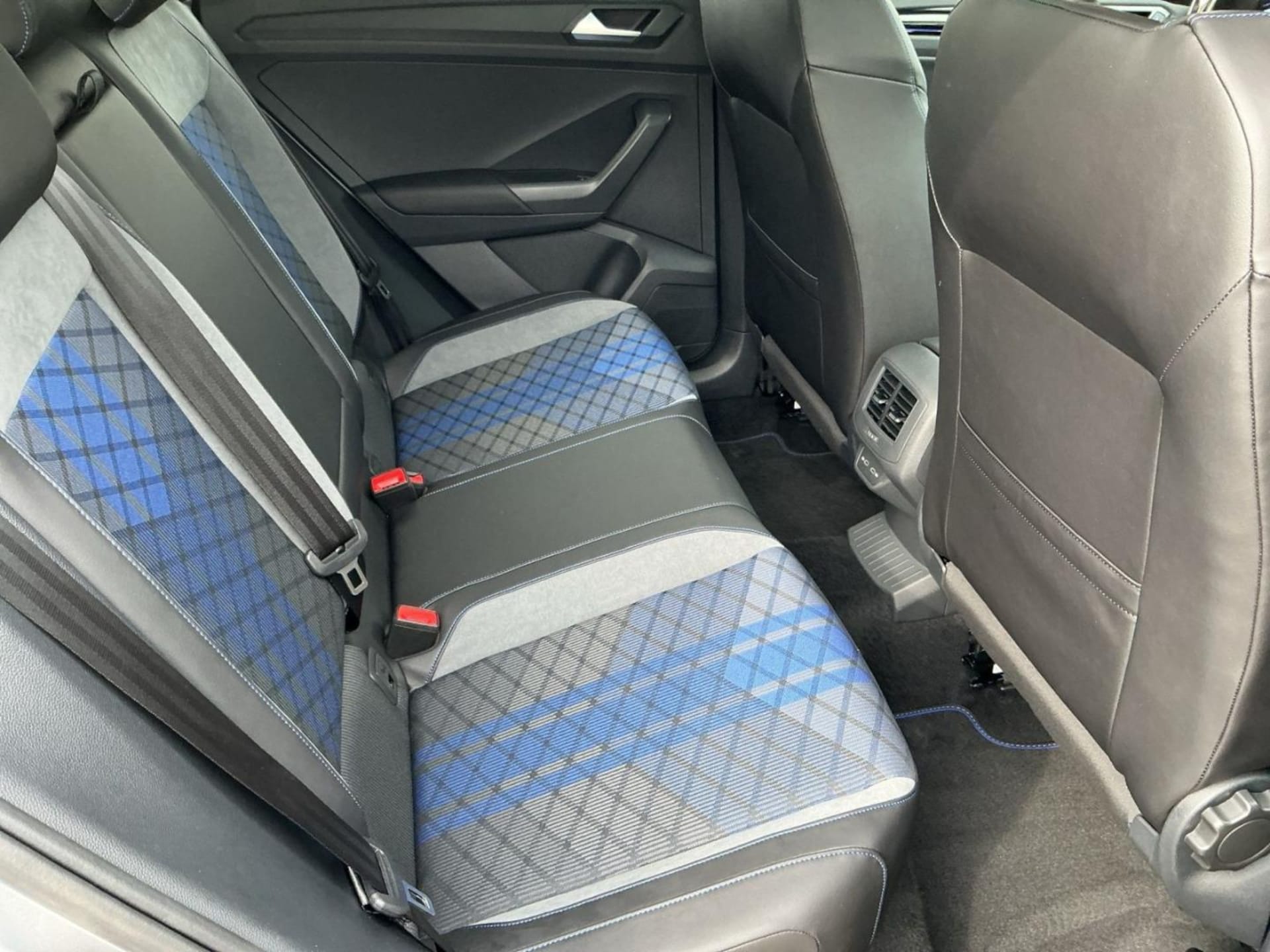 Volkswagen T-Roc R