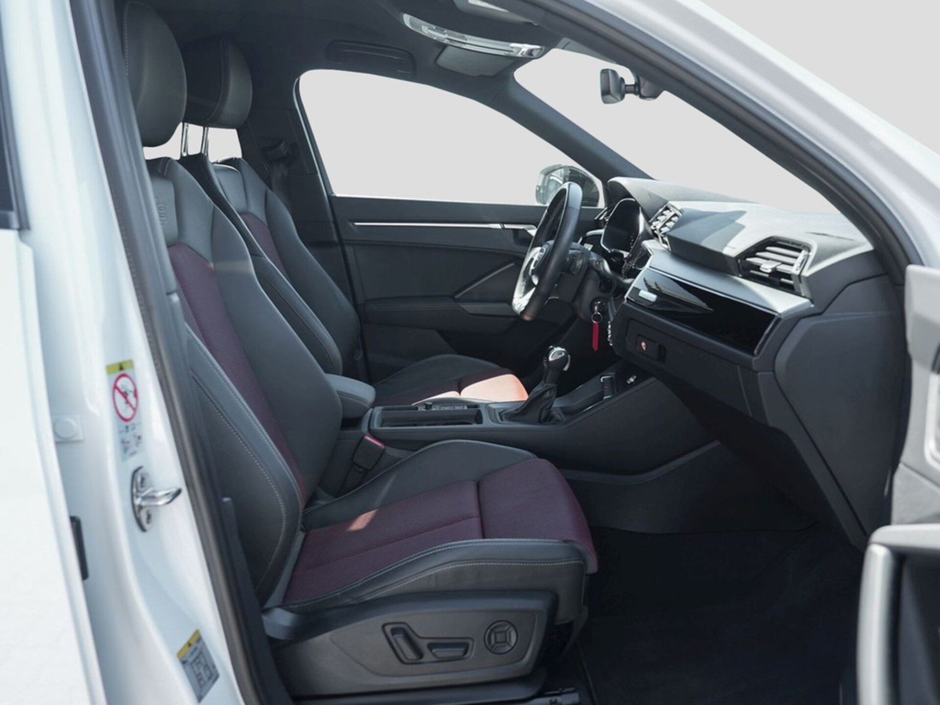 Audi Q3 Sportback S line