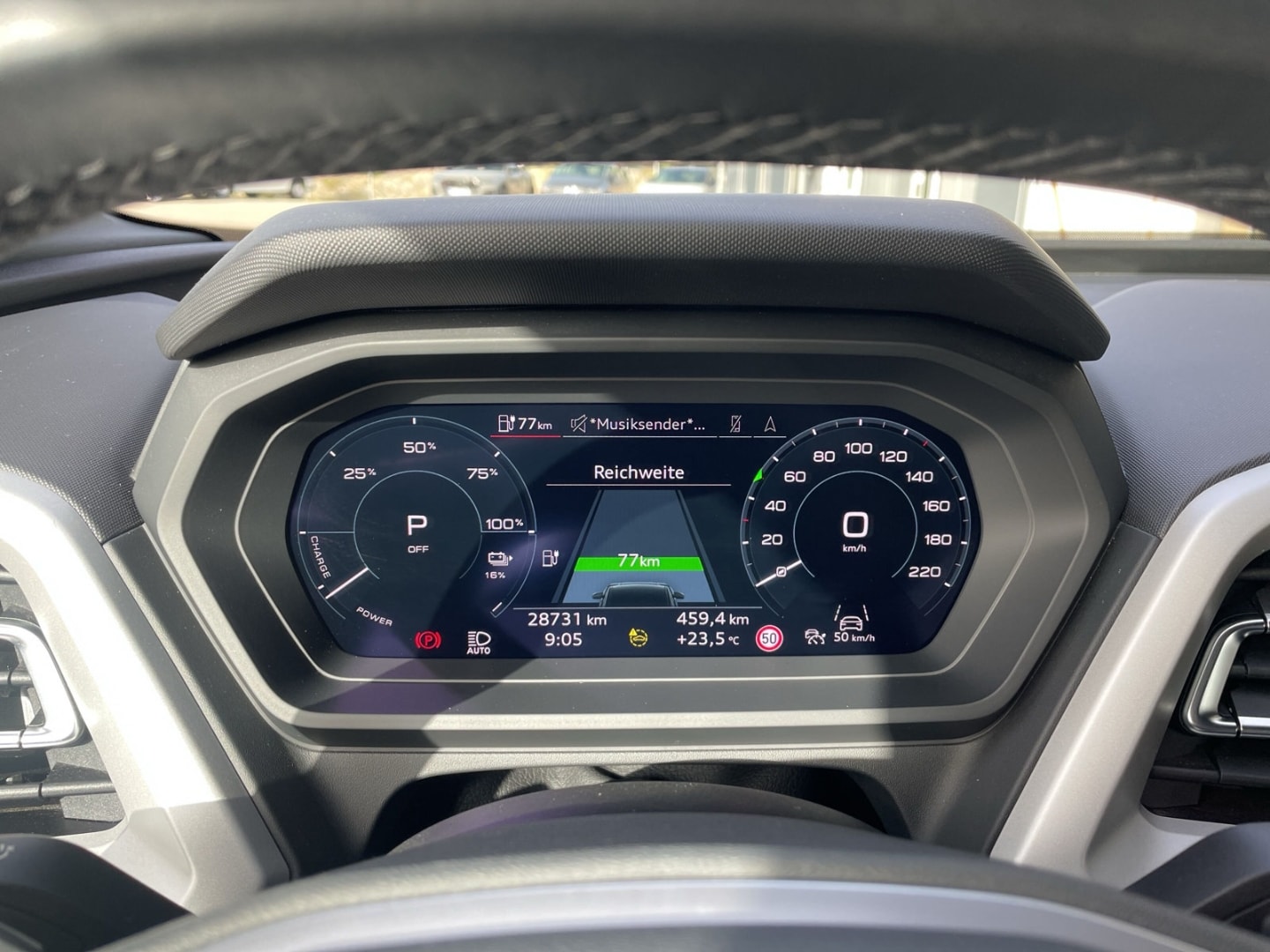 Bild über Audi Q4 e-tron 40 e-tron - für weitere Informationen kontaktieren Sie den Audi Partner