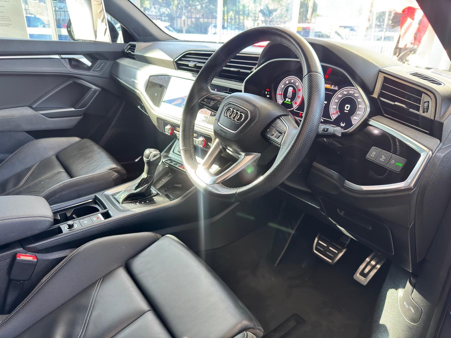 Image about Audi Q3 S line 40 TFSI quattro S tronic
