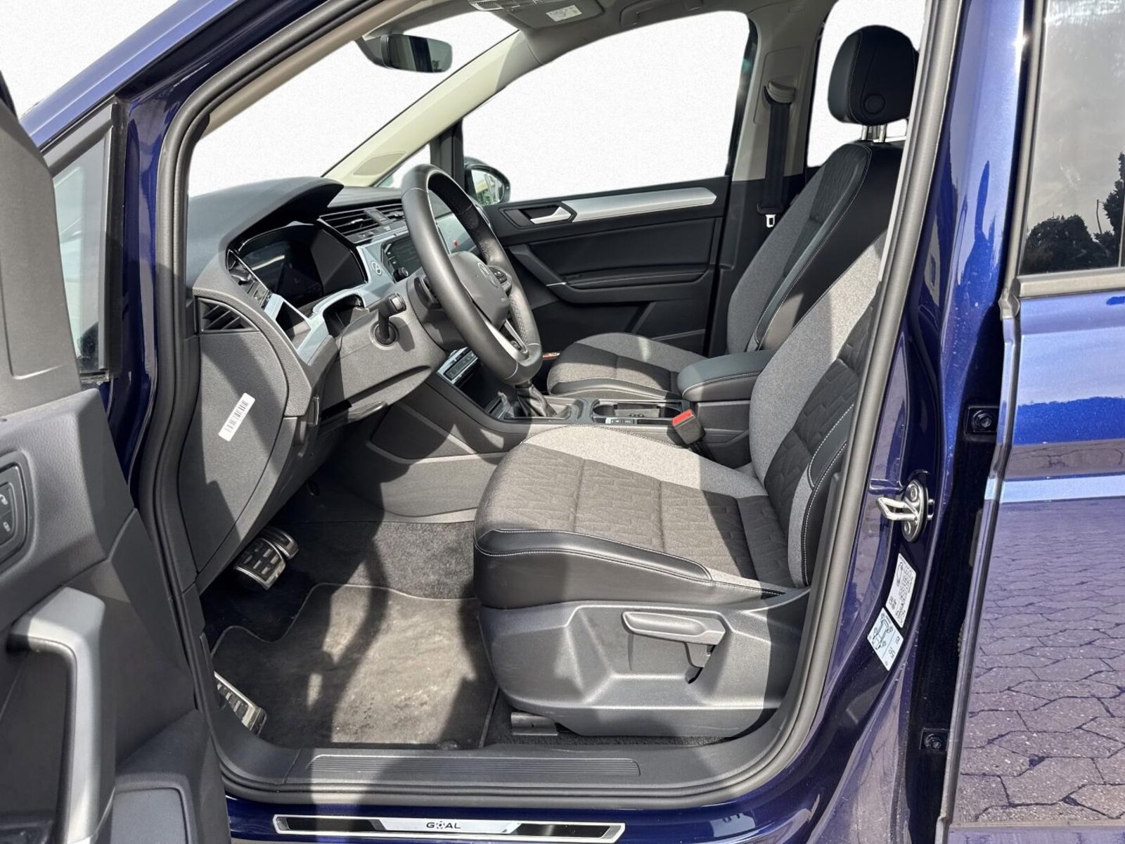 Volkswagen Touran – Bild 11