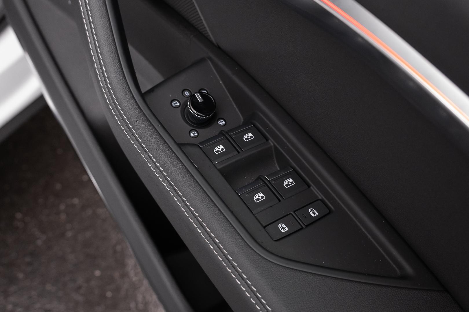Image about Audi Q8 Sportback e-tron 55 e-tron quattro S line 300,00 kW
