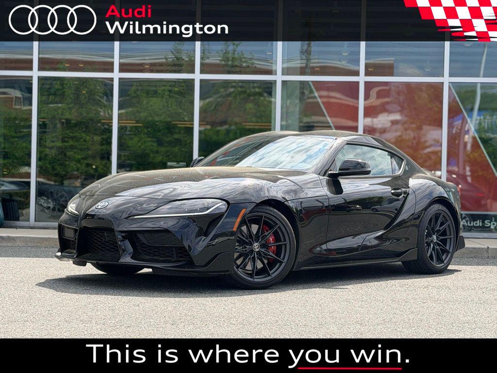 2026 Toyota Supra 3.0 Premium's photo