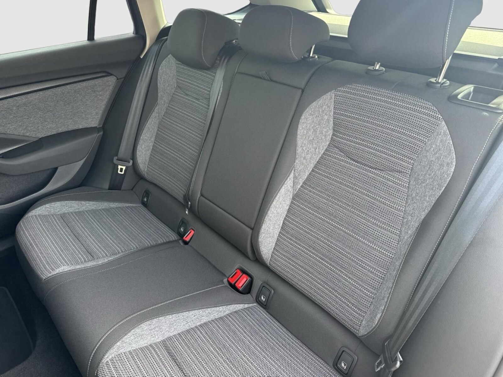 Škoda Superb Combi – Bild 11