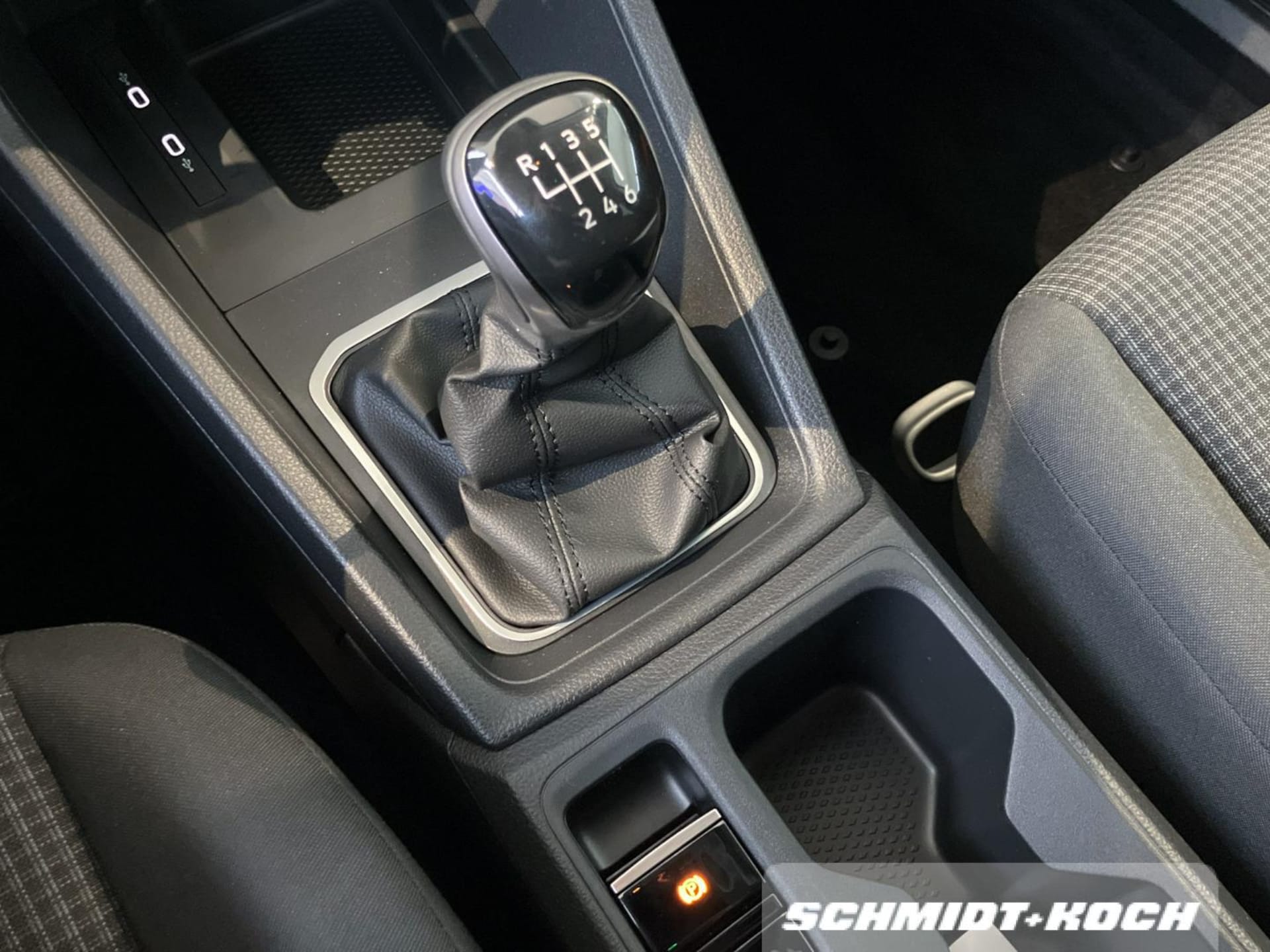 Volkswagen Caddy Basis-Modell