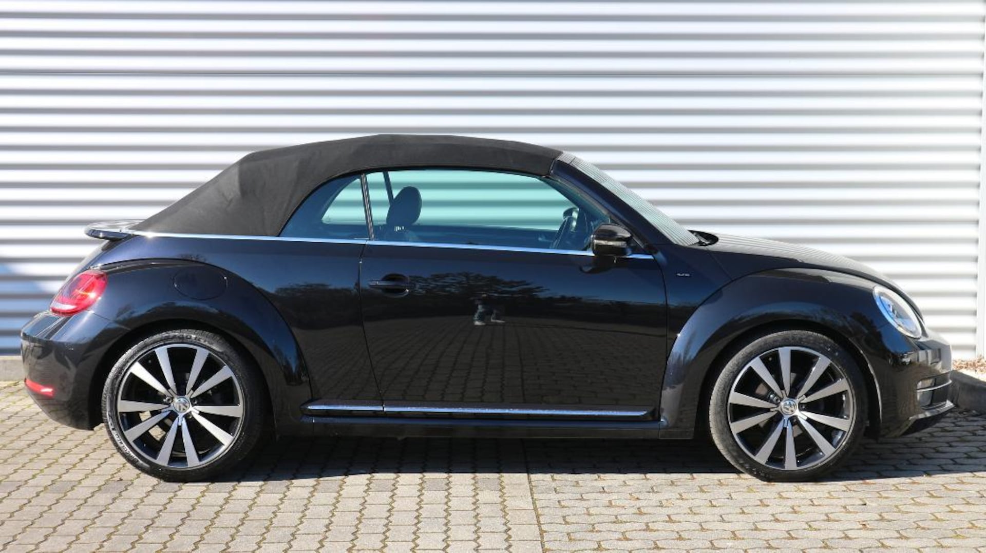 Volkswagen Beetle Cabriolet Design